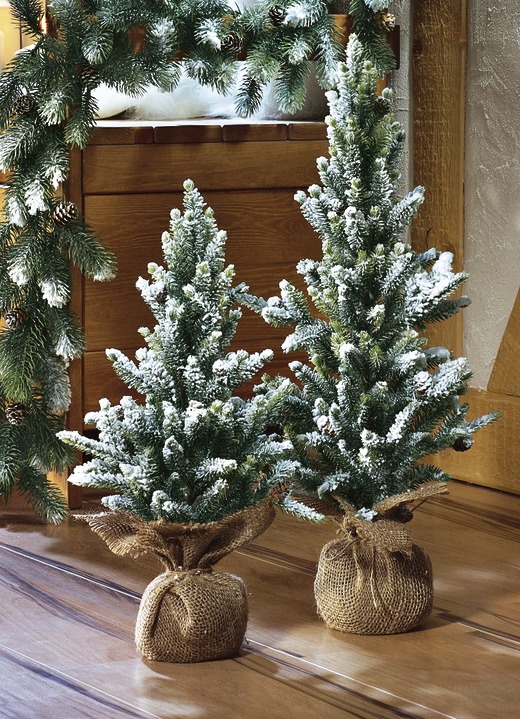 - Kerstbomen in een jute zak, in Farbe GROEN-WIT, in Ausführung Kleine boom