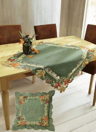 Tafel- en kamerdecoratie met najaarsbladeren-dessin