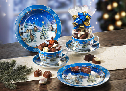 Feestelijke kerstfeestservies van porselein