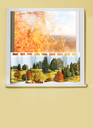 Kort gordijn met herfstlandschap