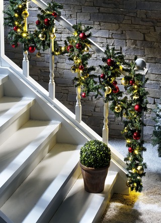 Sparrenslinger met kerstverlichting gemaakt van 80 LED's
