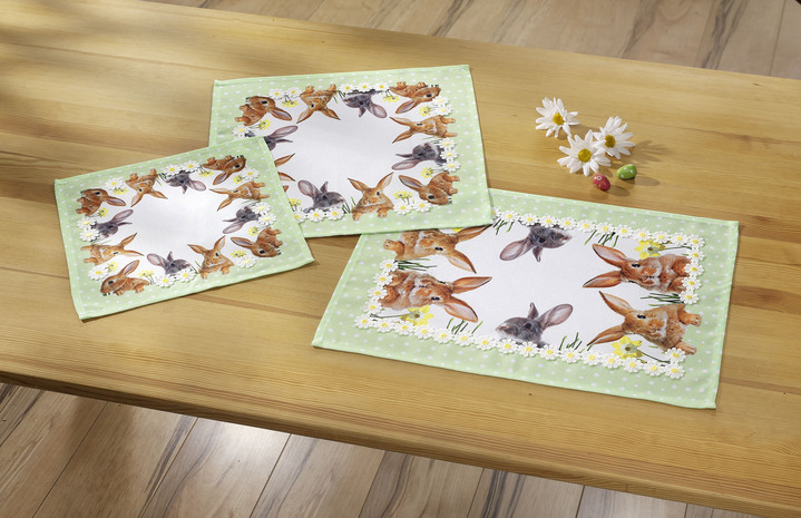 - Tafel- en kamerdecoratie met konijnenmotieven, in Größe 101 (2 x placemats, 35 x 50 cm) bis 404 (Kussensloop, 40 x 40 cm), in Farbe WIT-MULTICOLOR