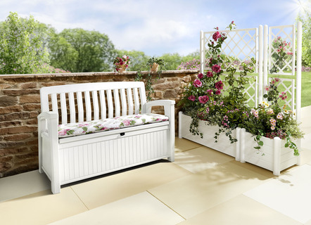 PLANTENBAK MET SPALIERWAND