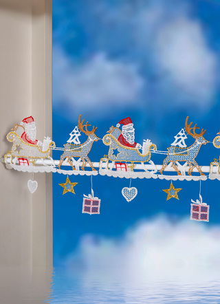Paalversiering Kerstman gemaakt van Plauenkant