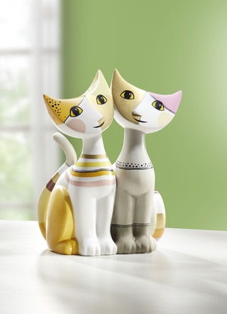 Schattig paar katten met de hand gemaakt