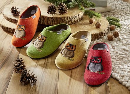 Knuffelzachte pantoffels met uilapplicatie