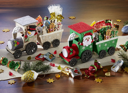 Zoete kerstlocomotieven met een zoete vulling