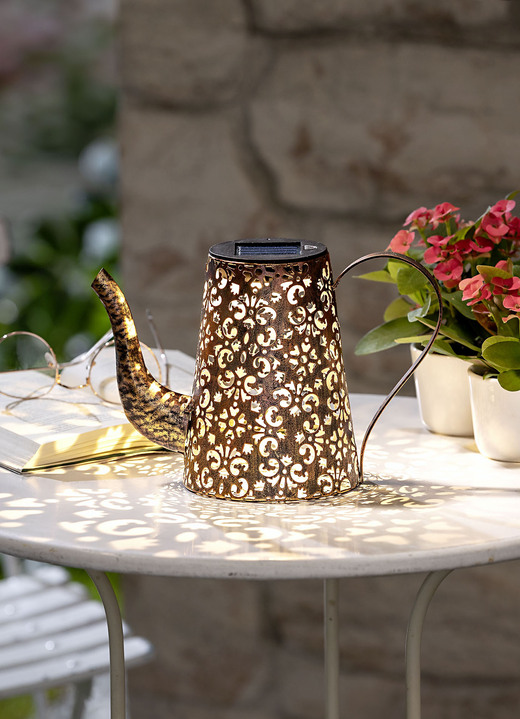 - Theepot op zonne-energie, in Farbe BRUIN