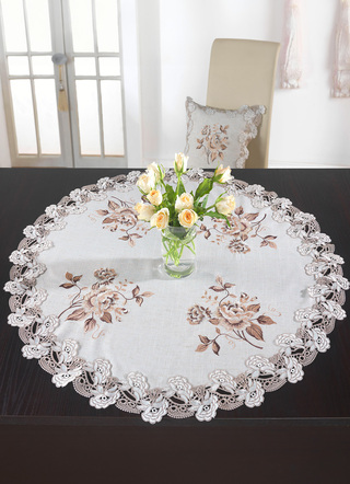 Tafel- en kamerdecoratie met kanten rand