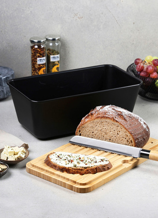 Broodtrommel met geïntegreerd broodsnijmes