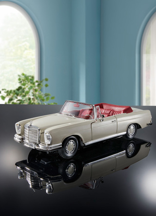 verzamelauto Mercedes 280SE 66