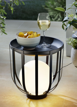 tafel met LED-bal