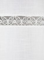 Zijsjaal met fijne vlinderborduurrand 