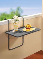 Hangende balkontafel met stalen buizenframe 