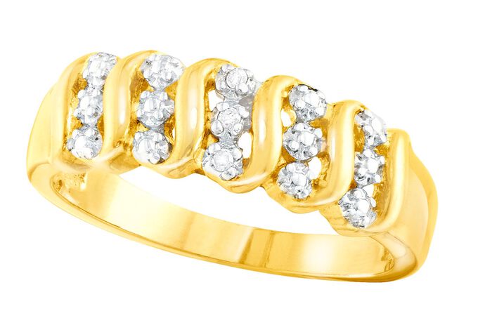 Mooie damesring met 3 diamanten 