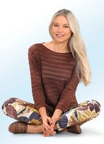 Broek met glanzende gekleurde inkjetprint 