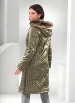 Jas met figuurflatterend quiltwerk in de lengte 