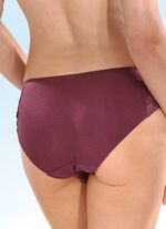 Sassa set van twee slips met elastische kant 