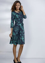 Jurk met strikceintuur in slipmodel NACHTBLAUW-TURQUOISE