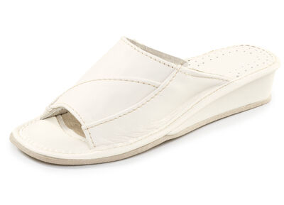 Klassieke damesmuiltjes, gemaakt van leer 