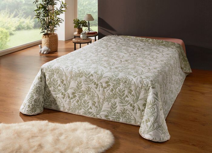 Sprei en kussenslopen in natuurgrasdesign SALIE