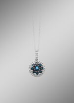 Prachtige hanger met blauwe diamanten en witte diamanten 