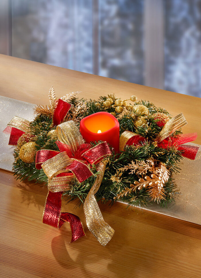 Dennenkrans met LED-kaars 