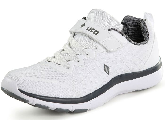 Sneakers gemaakt van textielmateriaal met een effectief patroon 