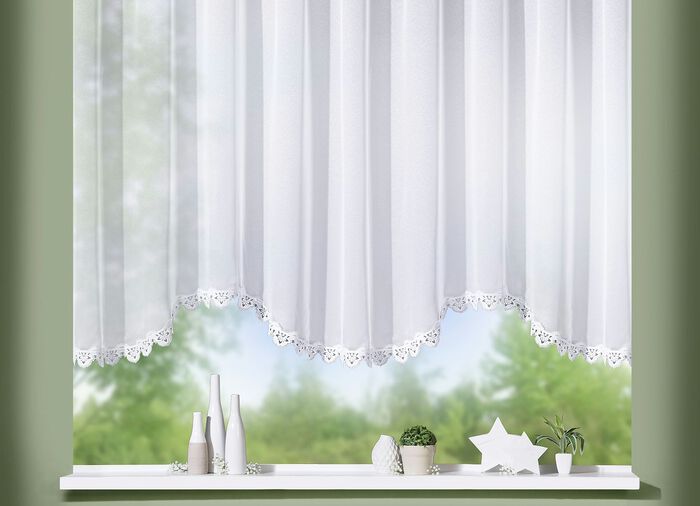 Bloemengordijn gemaakt van echt Plauen-kant 