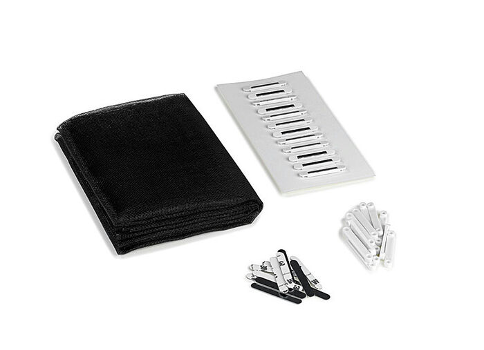 Muggennet voor het raam, met mageneten