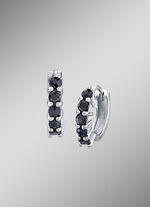 Creoolse oorbellen met zwarte saffieren 