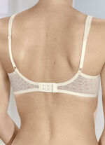 Triumph Signature transparante, minimalistische beugelbeha met voorgevormde cups ECRU