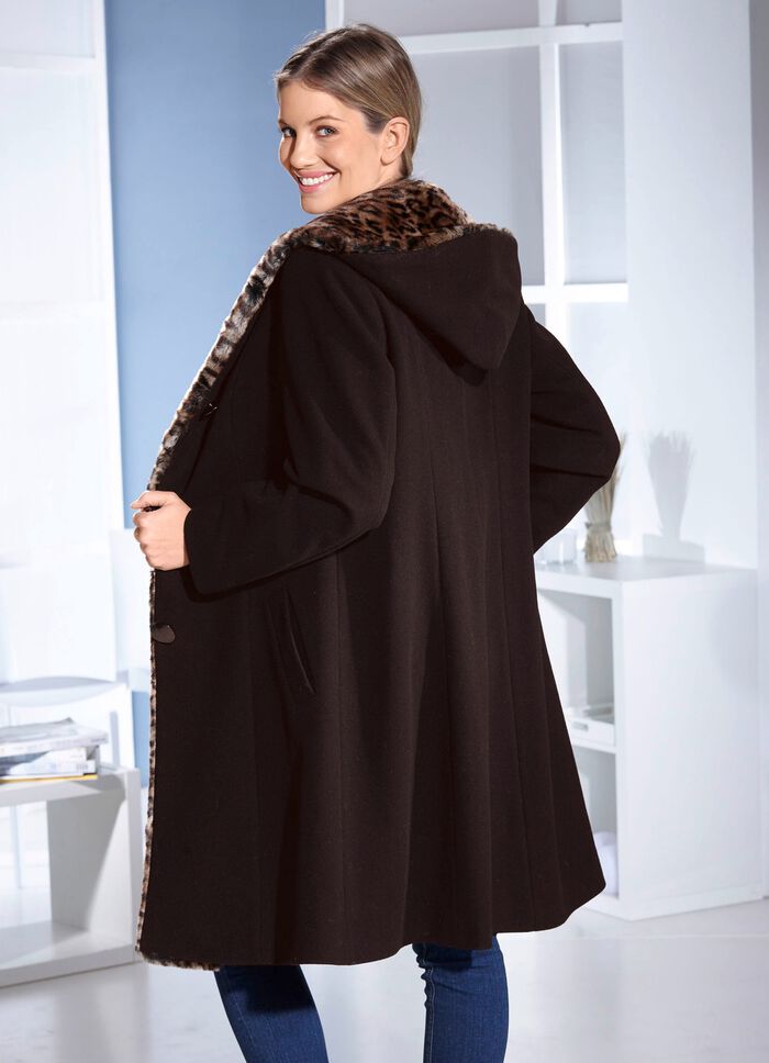 Jas met knoopsluiting 