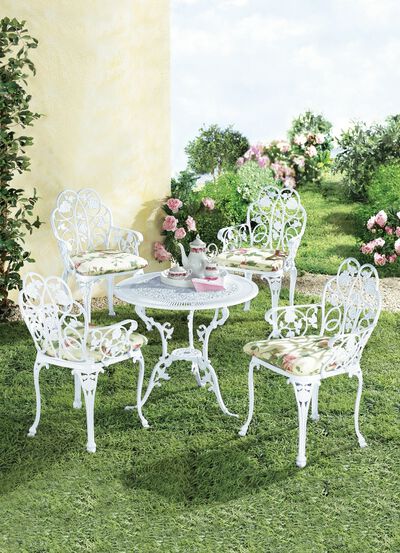 Doornroosje tuinmeubelen gemaakt van massief gegoten aluminium 