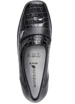 Waldl&auml;ufer pantoffels van leer met krokodillenreli&euml;f ZWART