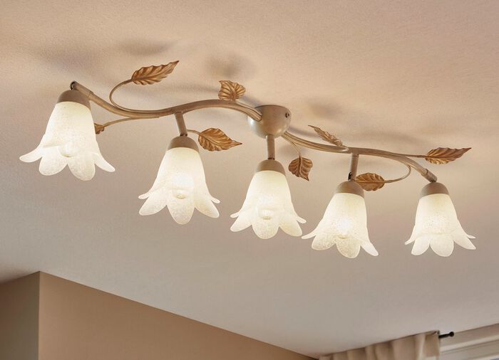 Metalen plafondlamp met glazen kappen 