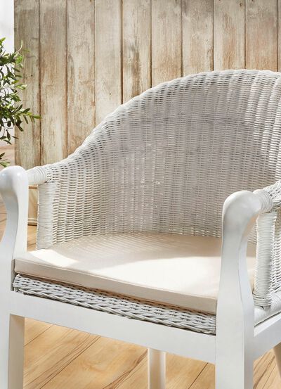 Comfortabel zitkussen met 3 cm dikke schuimkern 