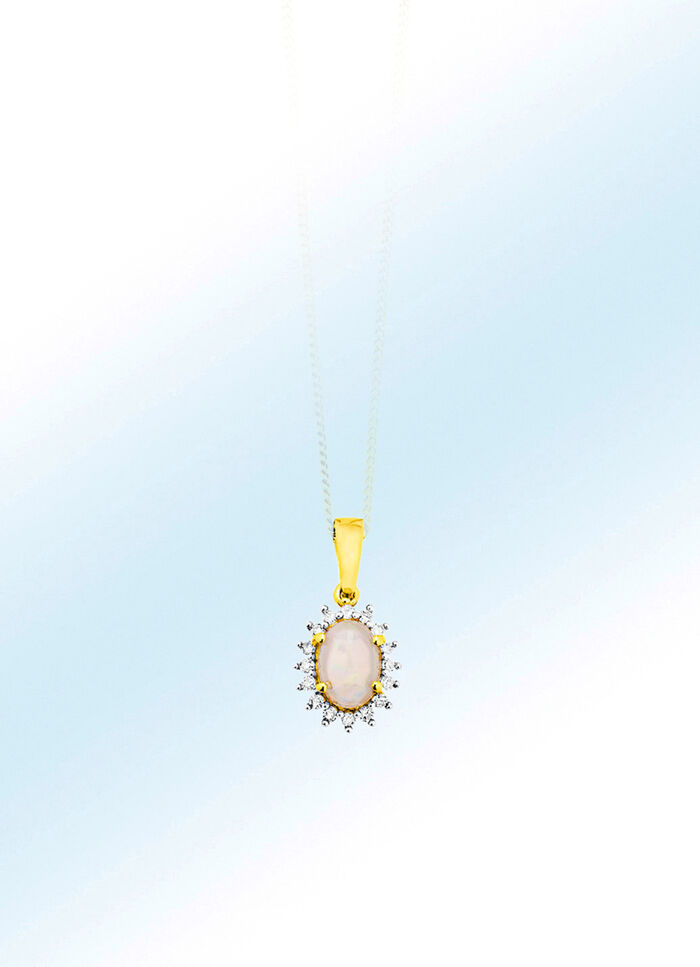 Hanger met diamanten en echt opaal 