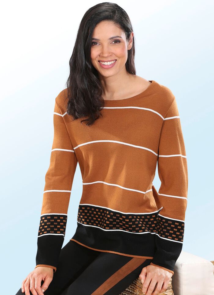 Trui met decoratief allround patroon 