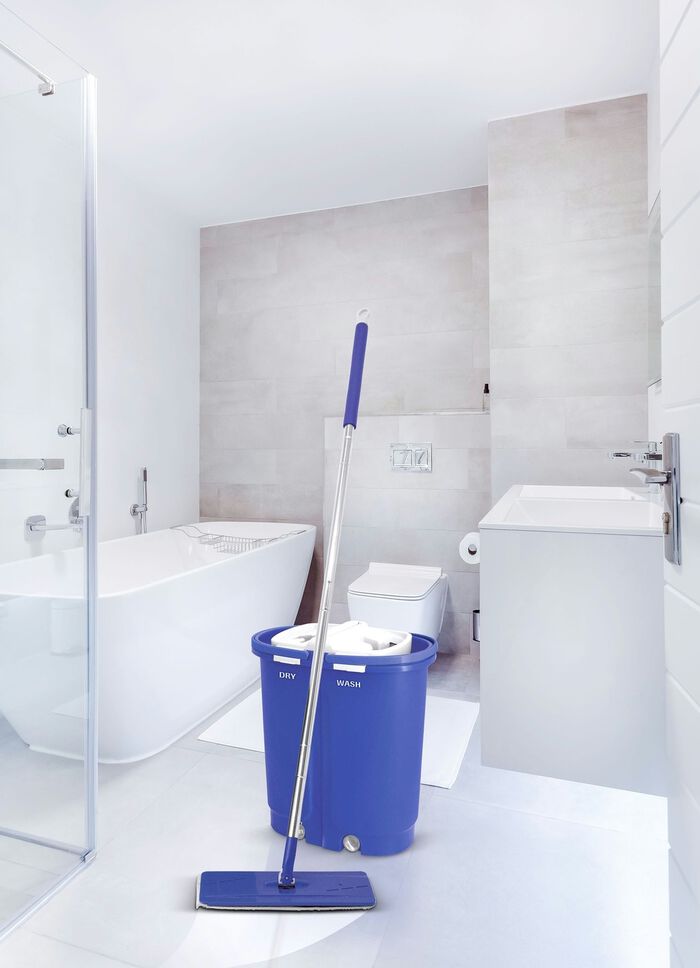 Vloerdweilsysteem met ge&iuml;ntegreerde uitwringfunctie van livington 