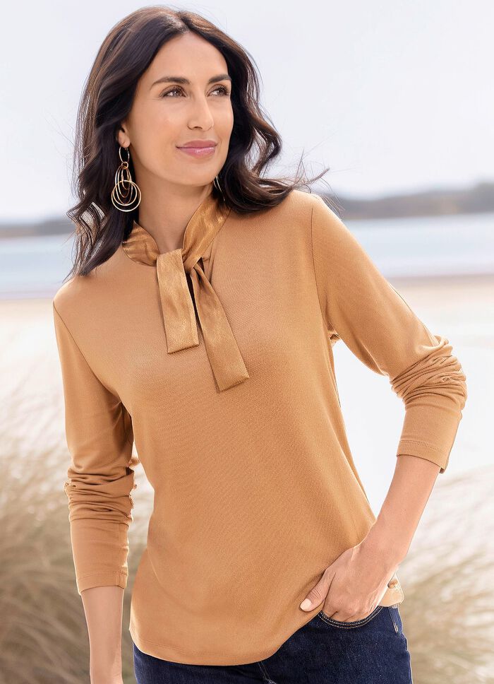 Shirt met satijnen strik 