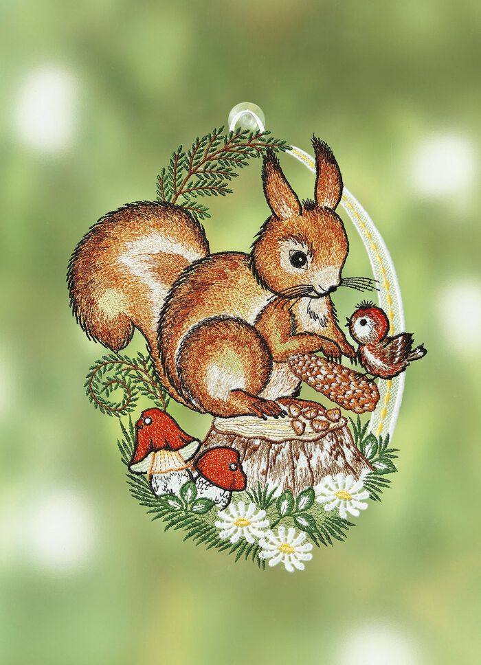 Raamdecoratie van echt kantwerk uit Plauen 