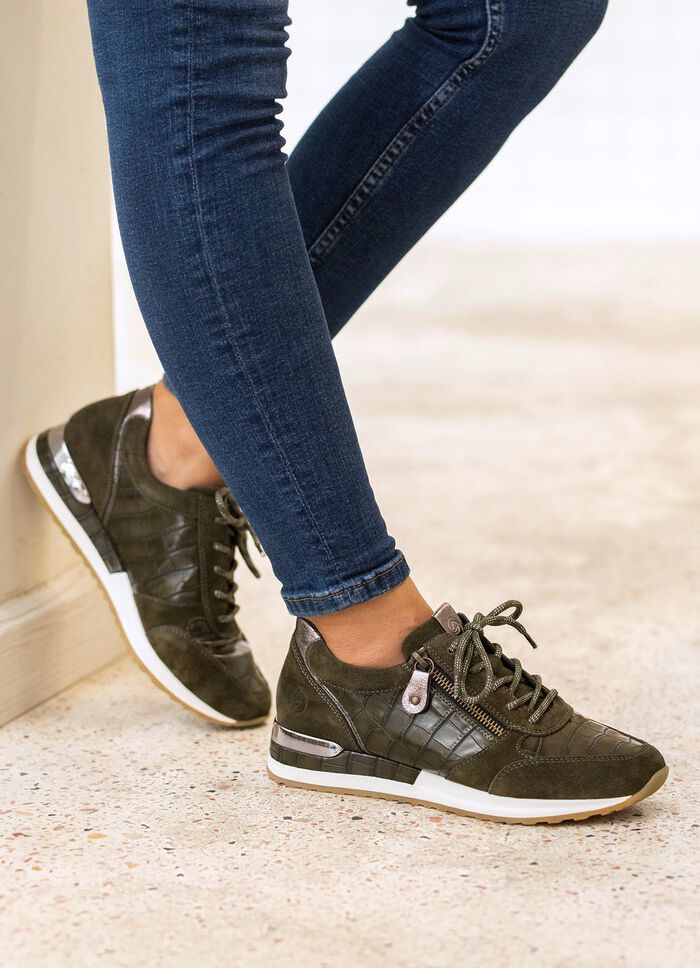 Veterschoenen met uitneembaar voetbed KAKI