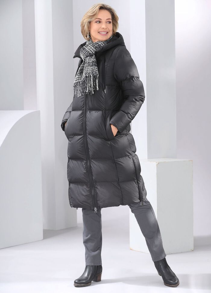 Functionele jas met vaste capuchon 