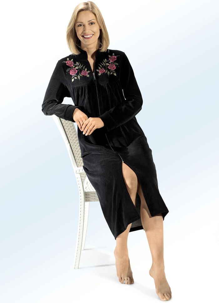 Kamerjas met borduursel en strassversiering ZWART