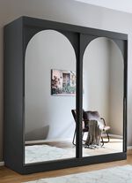 Moderne schuifdeurkast 