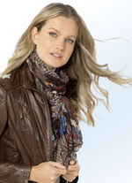 Sjaal met fantasiedessin 