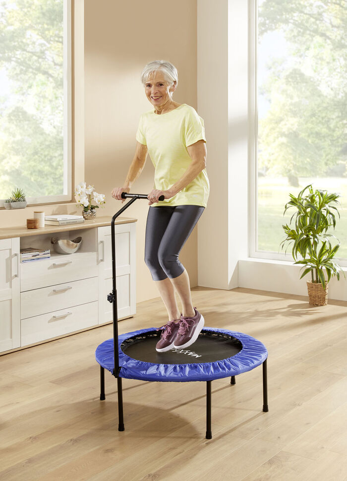 Trampoline met in hoogte verstelbare handgreep 