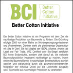 Shortama met knoopsluiting, borstzakje en ruitjesmotief 