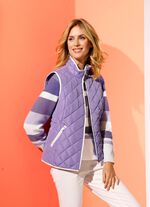 Gewatteerd vest met contrasterende biezen 